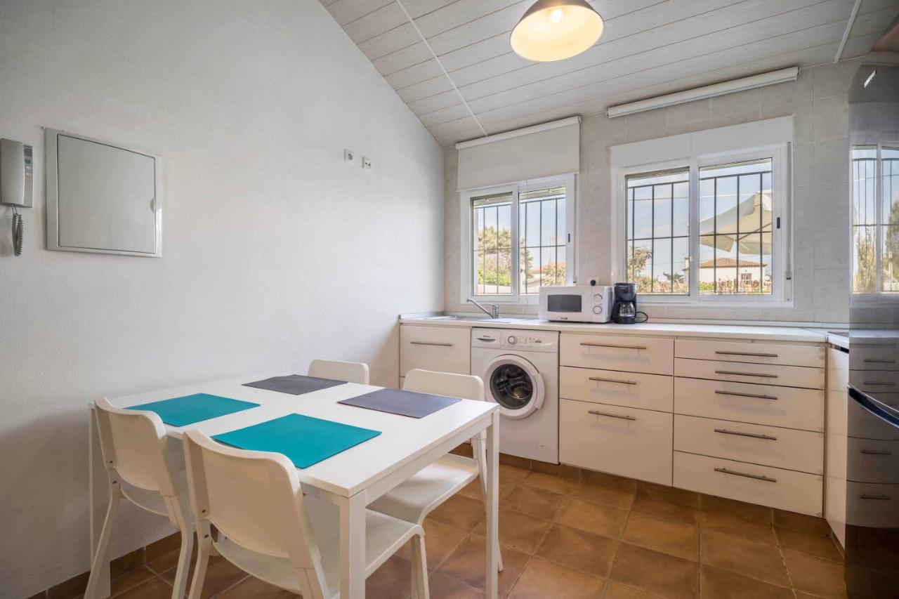 La Casita Azul - Mayores De 25 Chiclana de la Frontera Exterior foto